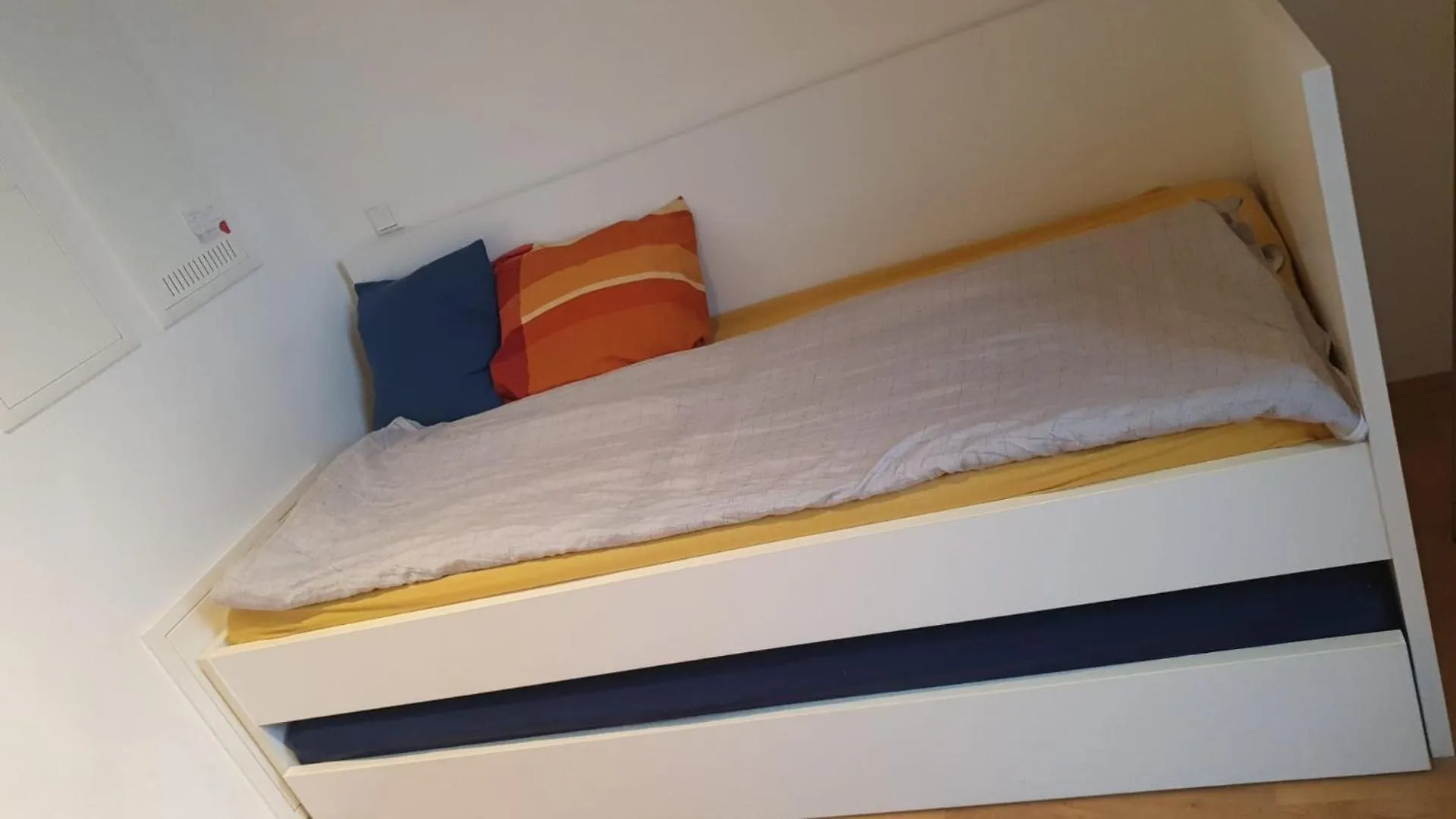 Schoenes Gesamtes Appartement Gegenueber Vom Botanischen Garten Und Nahe S Rathaus Steglitz Βερολίνο
